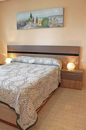 Lmt Holiday Apartments - Photo2