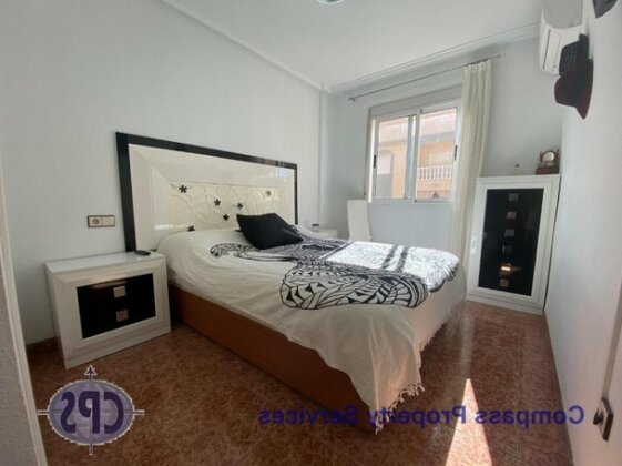 Torrevieja 3rd Floor Aprt with Comm Pool TV8 - Photo3