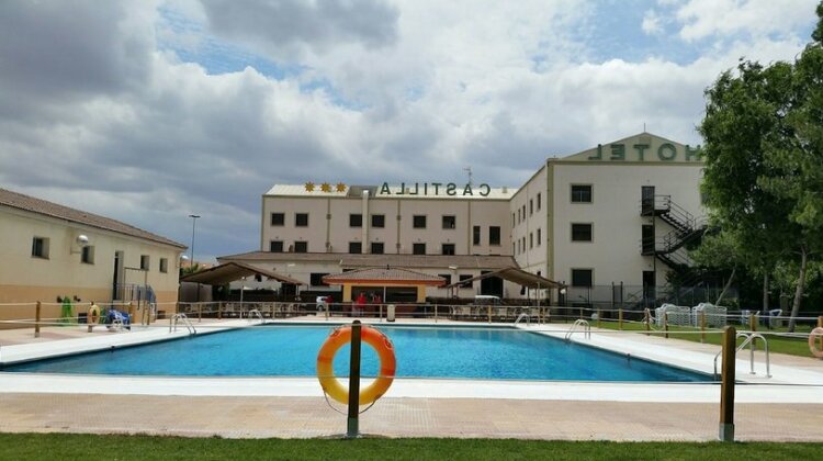 Hospedium Hotel Castilla - Photo2
