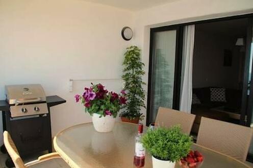 Apartamentos Nerja - Photo2