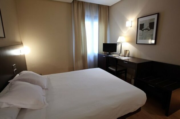 Sercotel Hotel Tudela Bardenas - Photo2