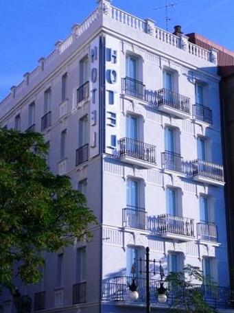 Blanq Carmen Hotel - Photo4