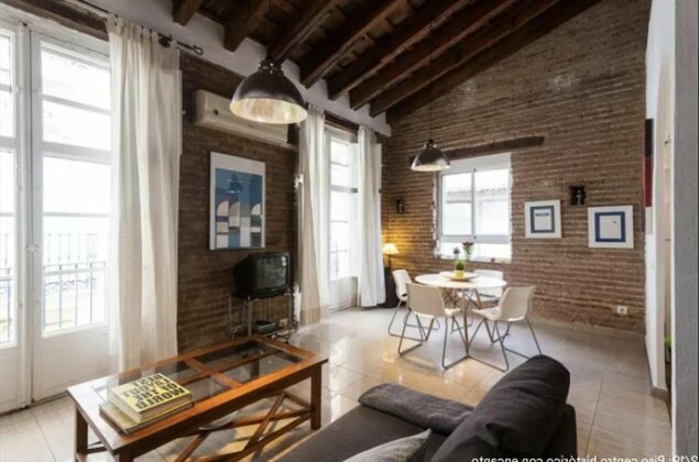 Cozy Apartment Valencia - Photo2