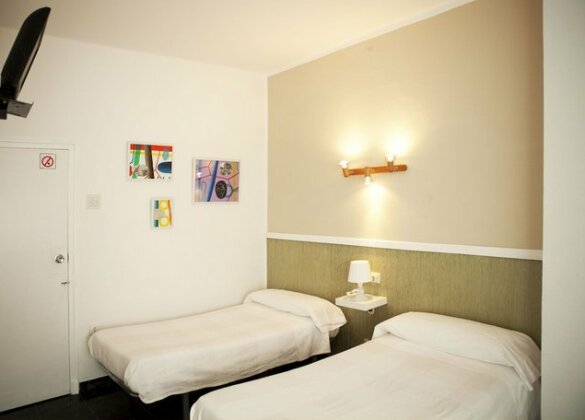 Malvarrosa Beach Rooms - Photo3