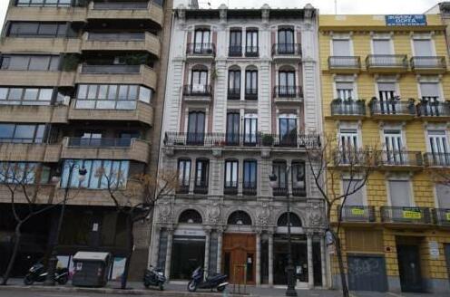 Torres de Valencia Apartments