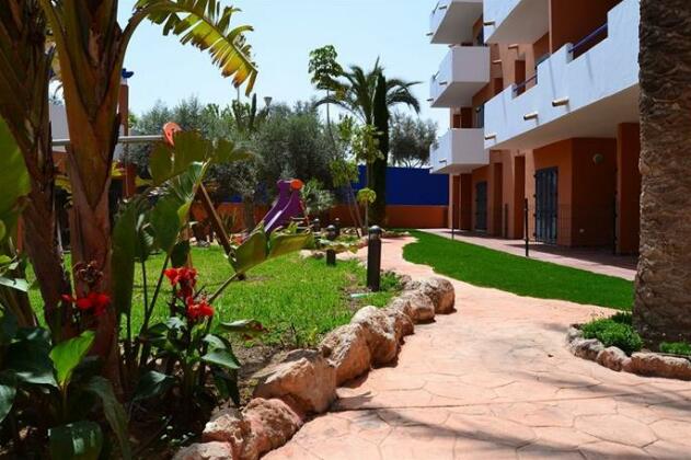 Apartamentos Turisticos Parque Tropical - Photo2