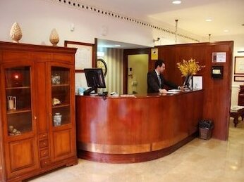 Hotel Oriente Zaragoza - Photo4