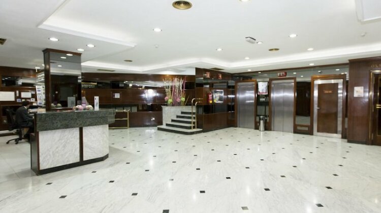 Hotel Zaragoza Royal - Photo4