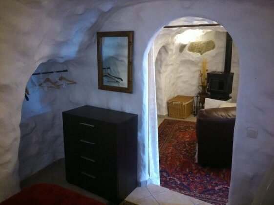 Casa Cueva ' Sukhayr ' Cave House in Zujar Granada - Photo2
