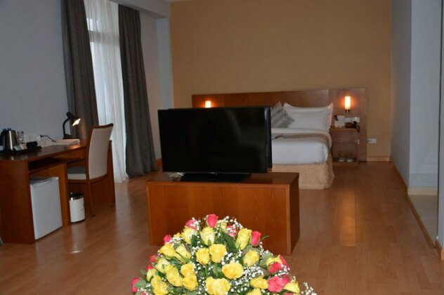 Azzeman Hotel - Photo2