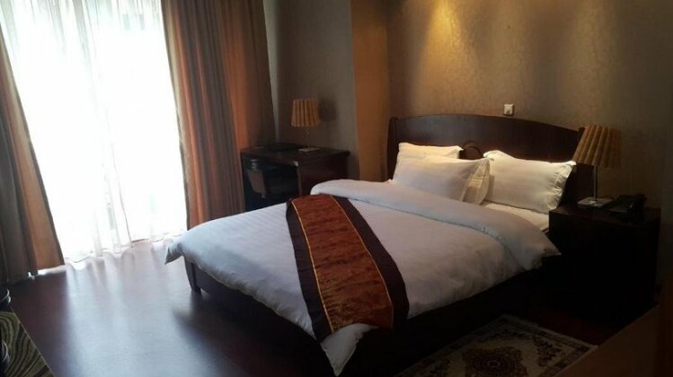 Bole Rock Guest House - Photo3