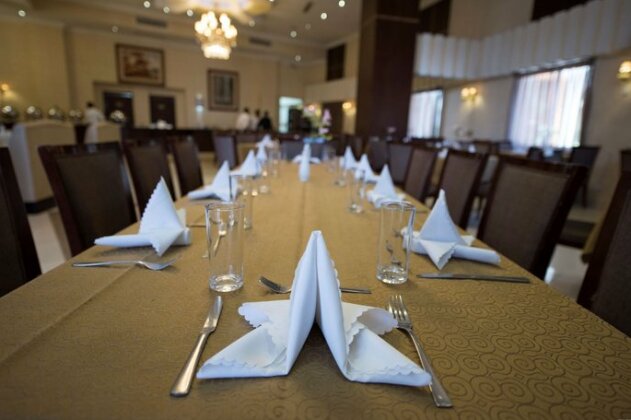 Capital Hotel and Spa - Photo2