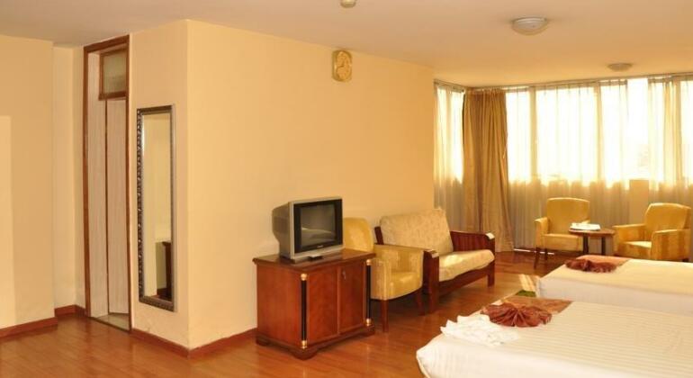 Churchill Hotel Addis Ababa - Photo4