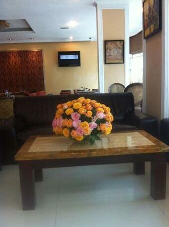 Dreamliner Hotel - Photo2