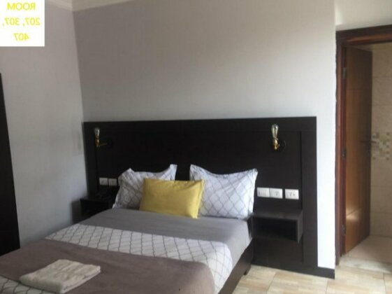 Elim Guest Inn - Photo4