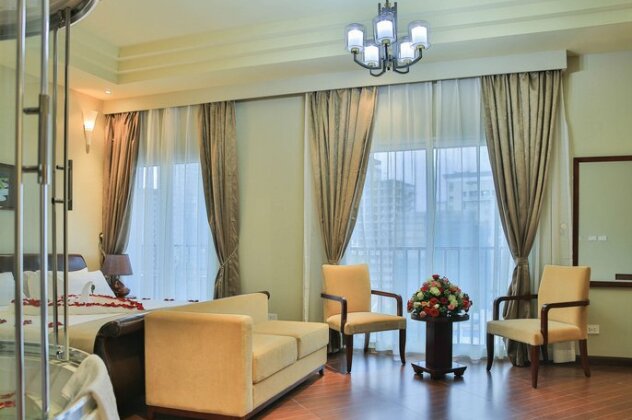 Magnolia Hotel & Conference Center - Photo3
