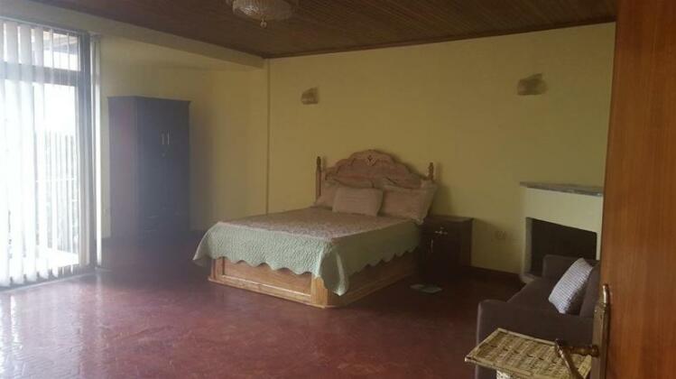 Skyview Guest House - Photo4