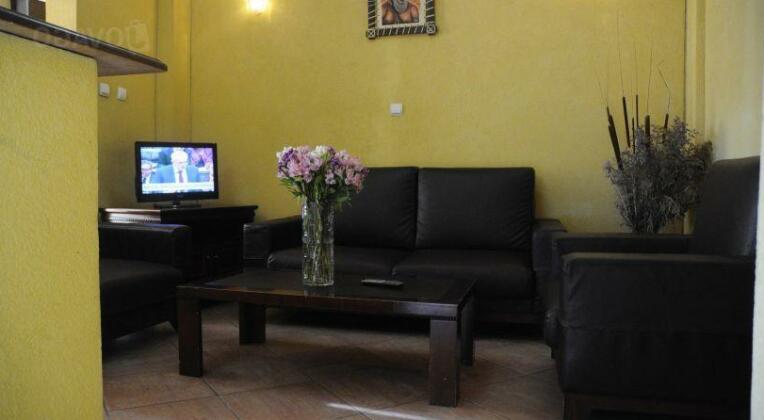The lions den hotel - Photo5