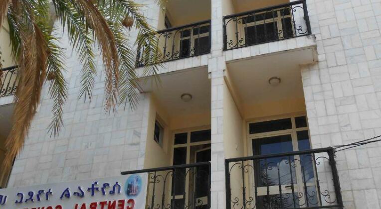 Central Gondar Hotel - Photo2