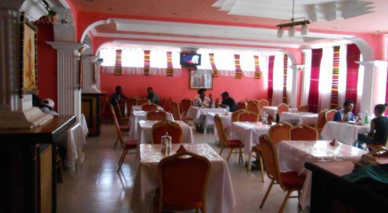 Central Gondar Hotel - Photo3
