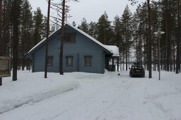  Photo 3