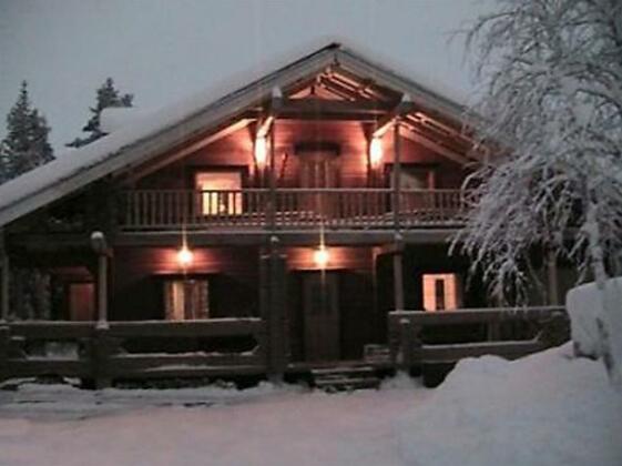  Photo 1
