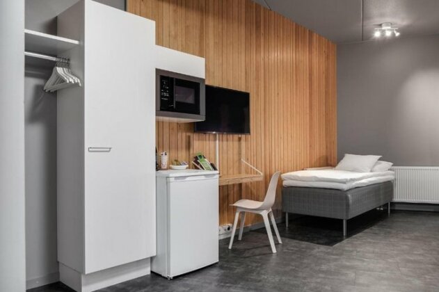 Place to Sleep Hotel Liminka - Photo2