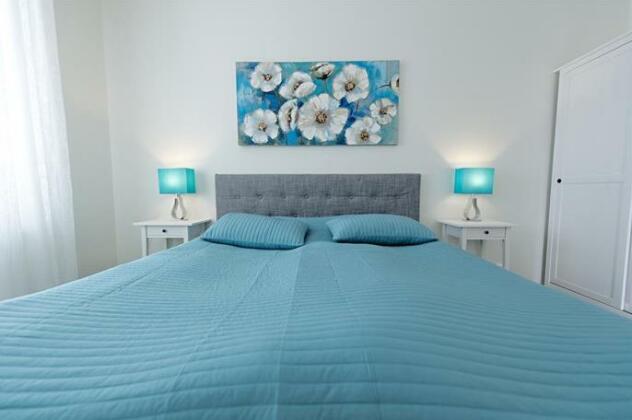 Townhouse Apartments - Photo3