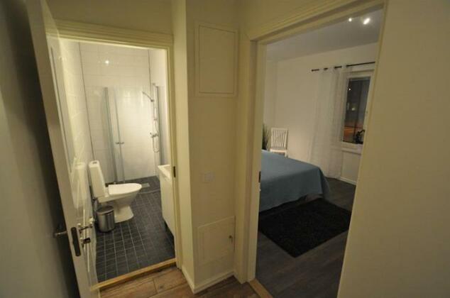Townhouse Apartments - Photo4