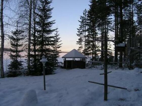Pernumaen lomamokit puolukka - Photo5