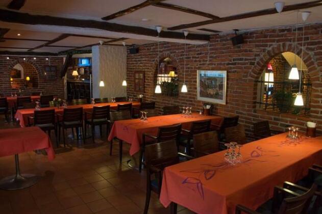 Hotel Amado Pori - Photo3