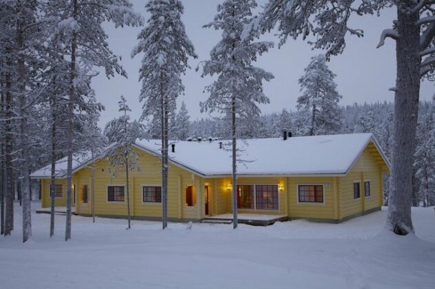 Sallainen Panvillage