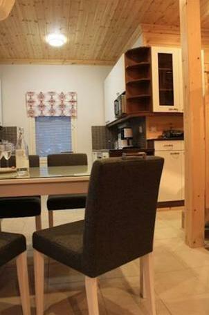 Aurinkokunta Holiday Homes - Photo2