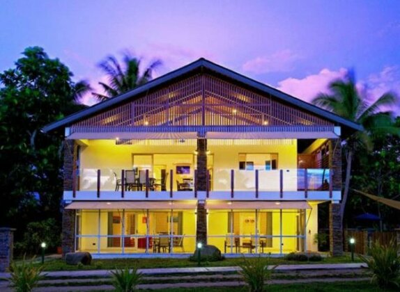 First Landing Beach Resort & Villas