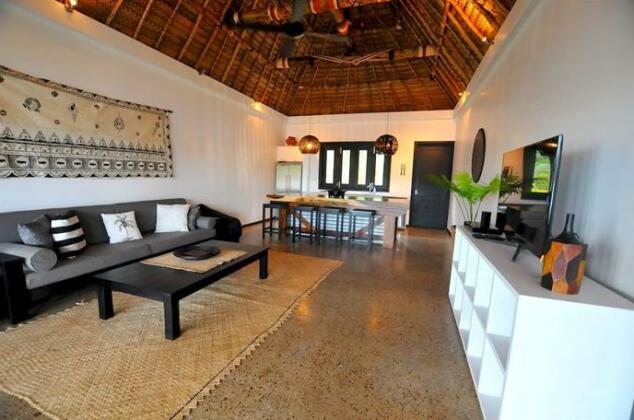 Paradise Cove Resort Navini - Photo3