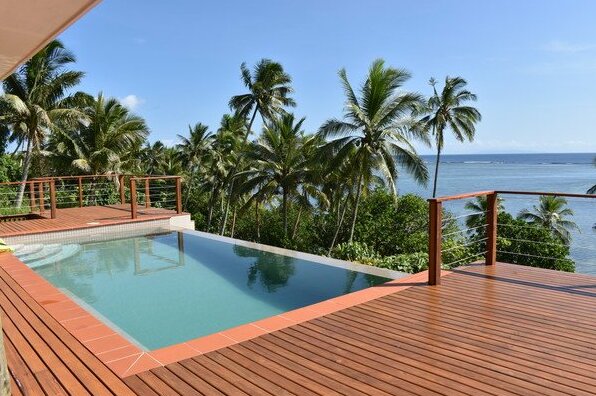 Luxury waterfront home with pool in Fiji - Photo3