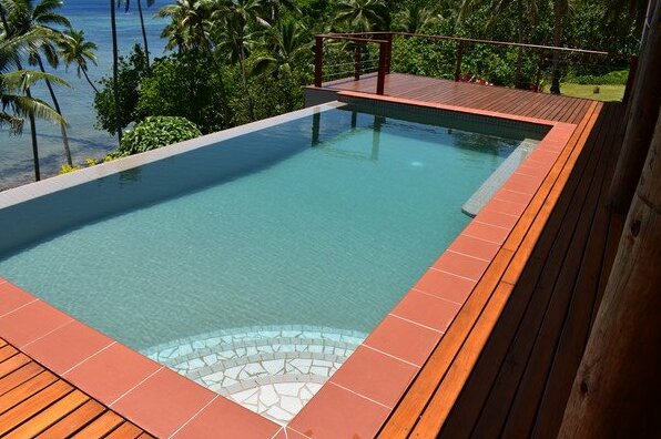 Luxury waterfront home with pool in Fiji - Photo5