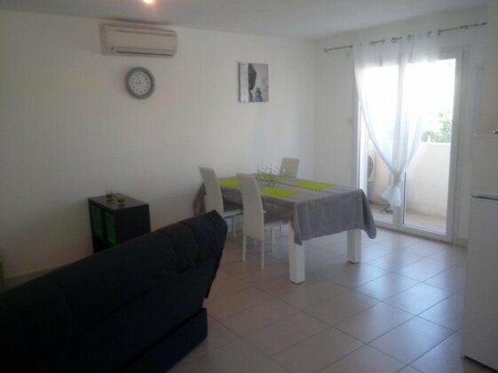 Apartment bedroom Agde 34300 - Photo4