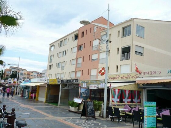 Apartment With 2 Bedrooms in Cap D'agde With Wonderful sea View and Furnished Balcony - 1 km From t