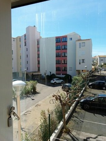 Studio in Agde With Wonderful City View Terrace and Wifi - 150 m From the Beach