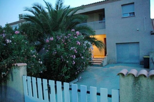 Villa With 3 Bedrooms in Agde With Private Pool and Enclosed Garden - 2 km From the Beach