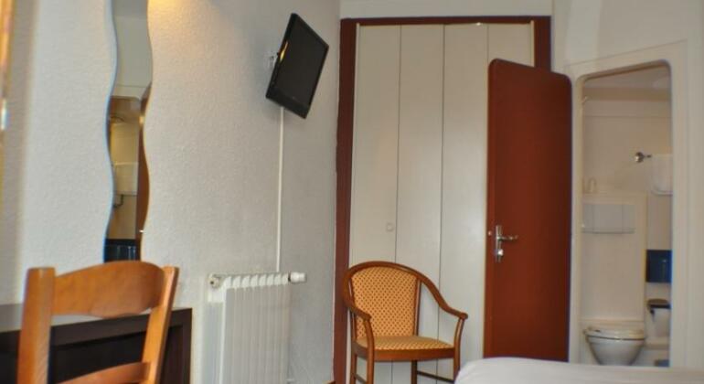 Au Bec Fin Hotel - Photo3