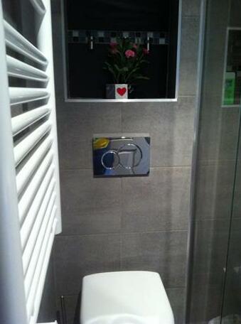 Carla's Residences - Photo4