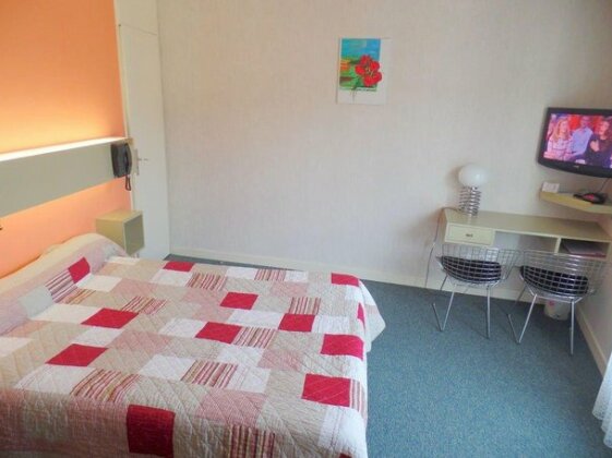 Revotel Aix-les-Bains - Photo5