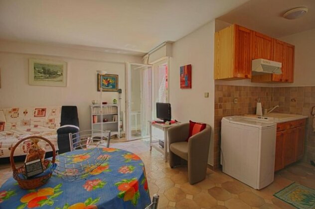 Studio Rue Wagram - Photo5