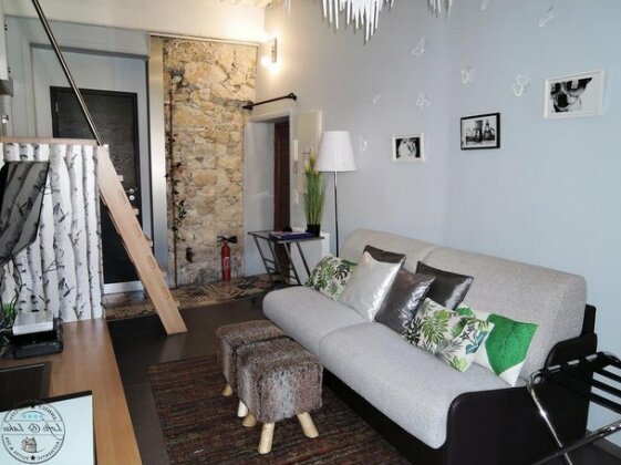 Lofts & Lakes Authentic - Photo3