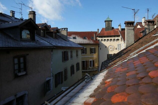 Old Town Apartment in Annecy