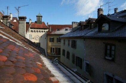 Old Town Apartment in Annecy