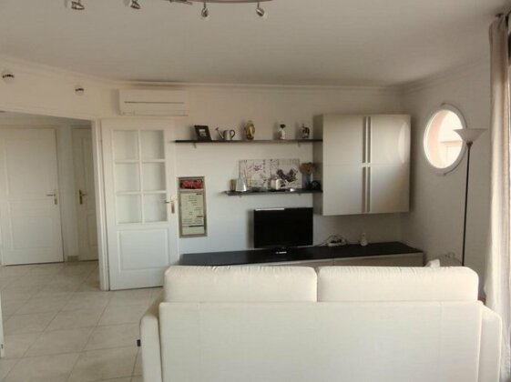 Flore - Photo3