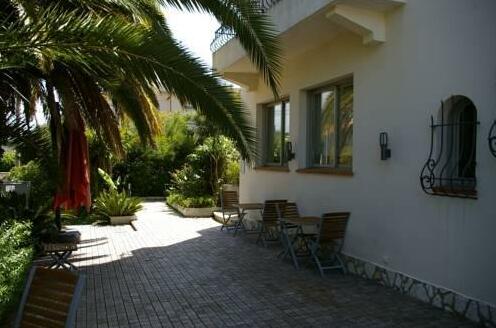Mandara Hotel - Photo2